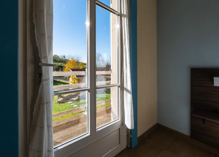 La Combe Verte Apartman *